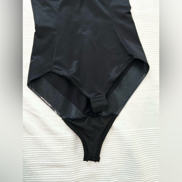 Naomi & Nicole Comfortable Firm Underwire Body Brief - Picture 12 of 15